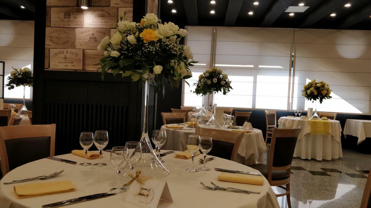 Al Vecchio Cellaio Historical Guest House SantʼAntonio Abate Екстериор снимка