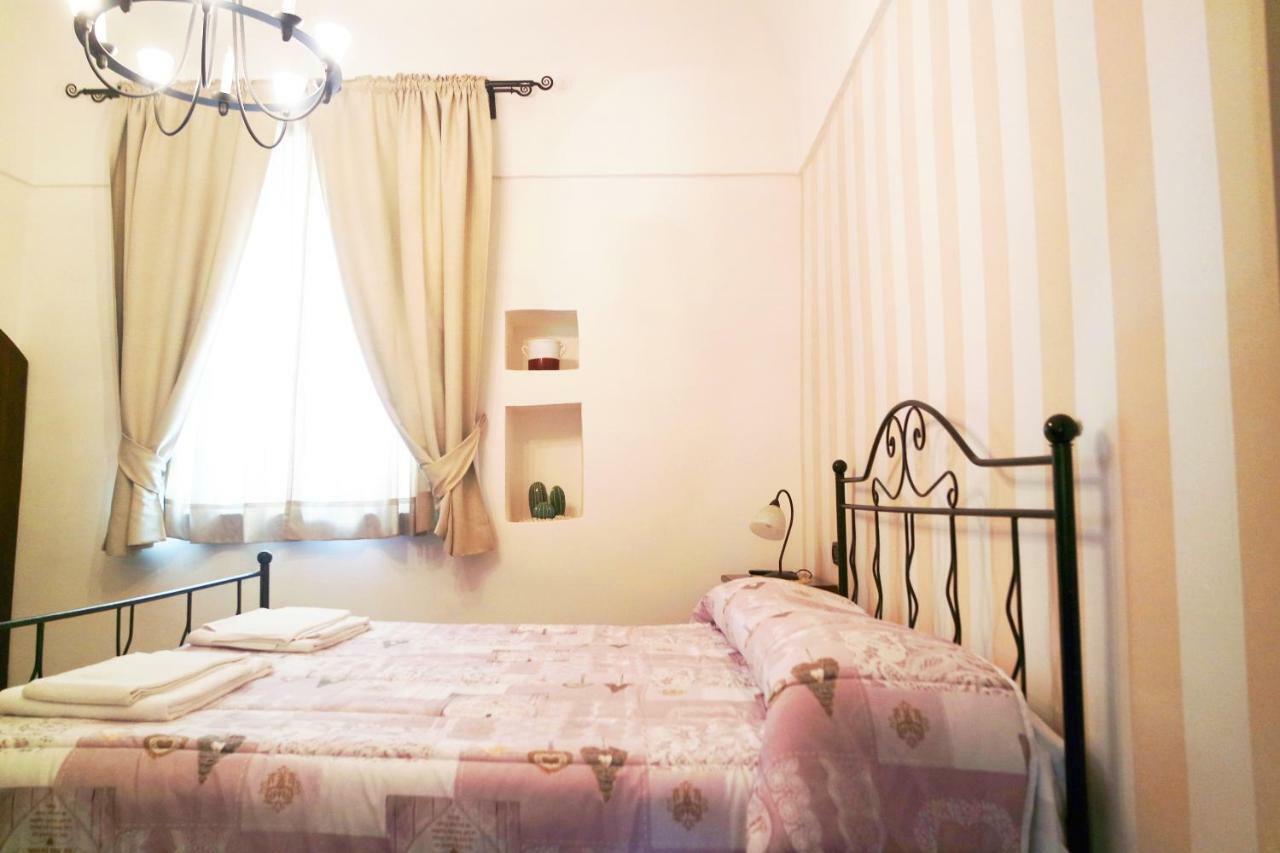 Al Vecchio Cellaio Historical Guest House SantʼAntonio Abate Екстериор снимка